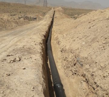 عملیات اجرائی خط انتقال آب از محل مخزن 300 مترمکعبی تا مخزن 1000 مترمکعبی شهر نیاسر (2) (2)